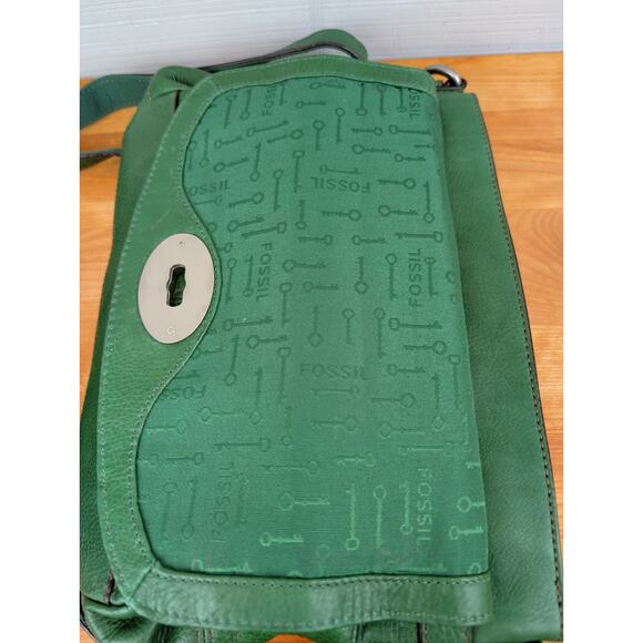 Fossil Long Live Vintage Maddox Crossbody Purse Green Genuine Leather Key Charm - Picture 10 of 16